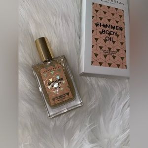 Anastasia shimmer